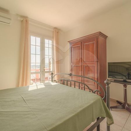 La Palazzina Nel Verde - Goelba Casa Alzi Eksteriør bilde